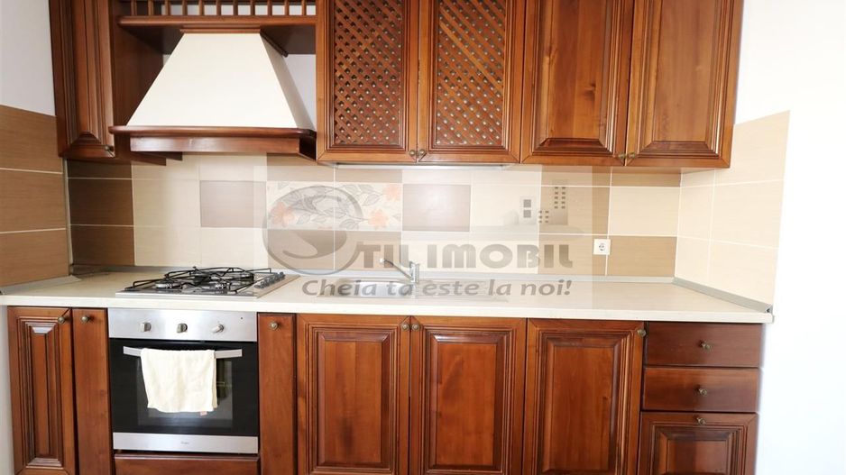 2 CAM NOU BILLA GARA UMF CUZA COPOU - Poză 9