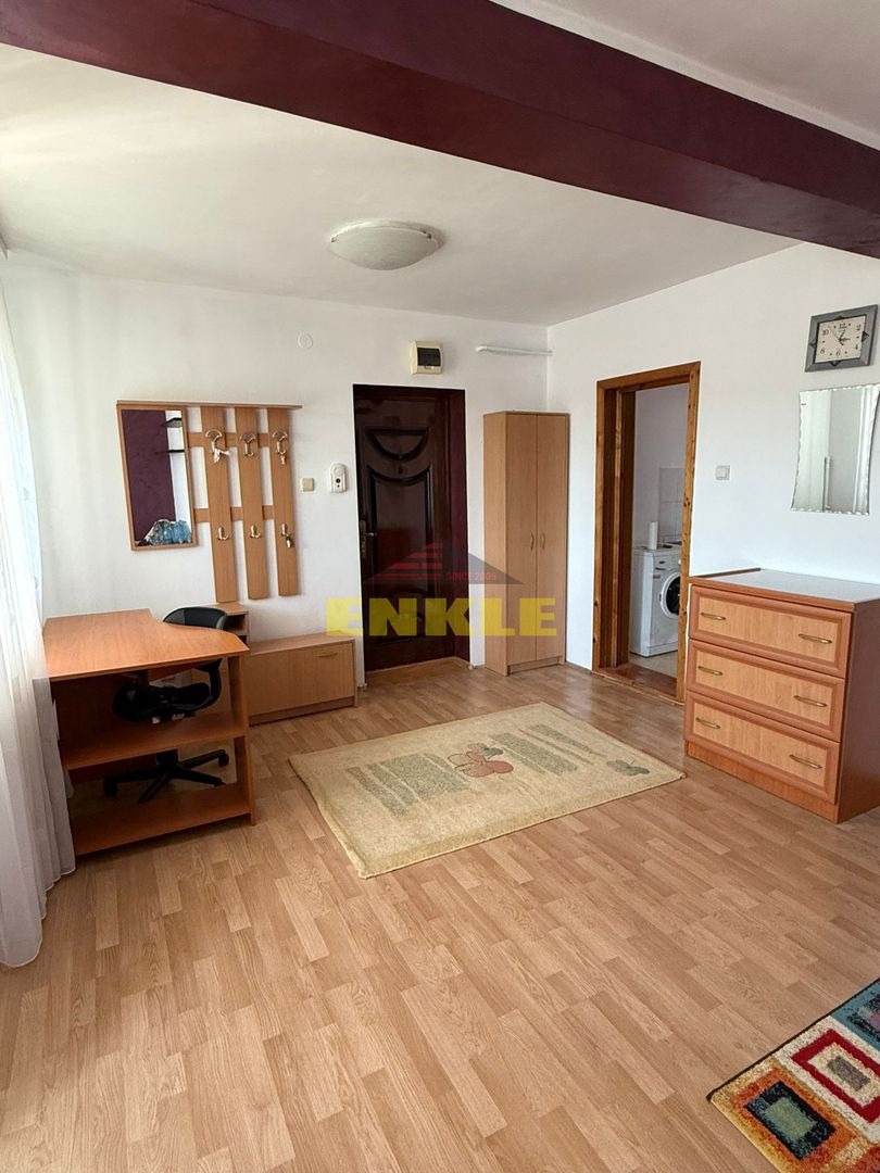 De inchiriat apartament cu 2 camere, zona Bucovina. - Poză 4