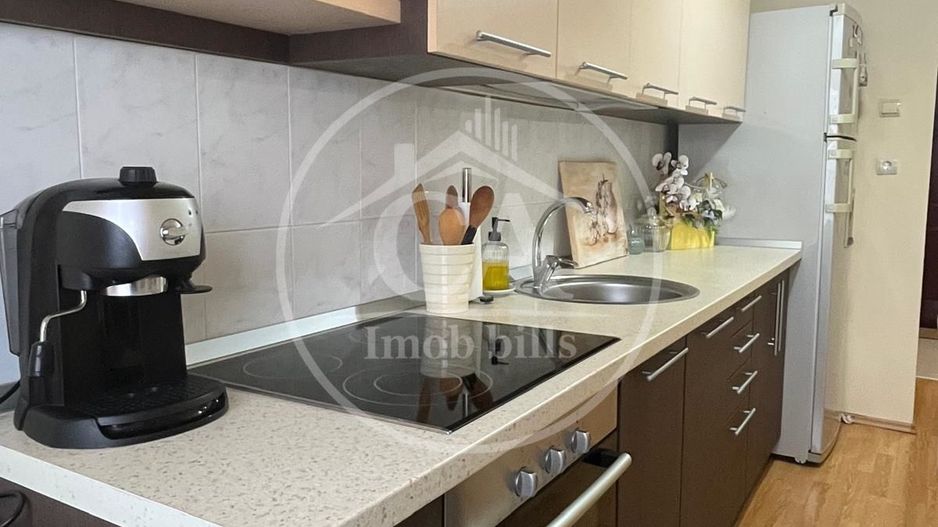 Apartament cu o cameră de vânzare in zona Rogerius, Oradea - Poză 2