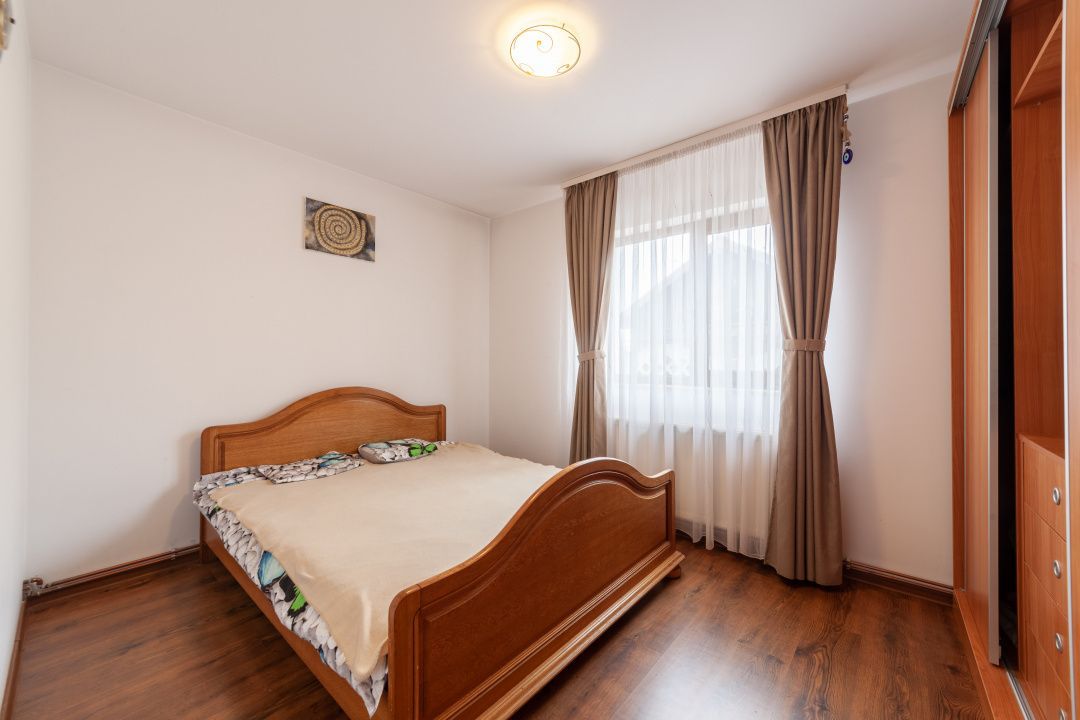 Casa de vanzare in Albota – liniste, spatiu si acces rapid catre Pitesti! - Poză 4