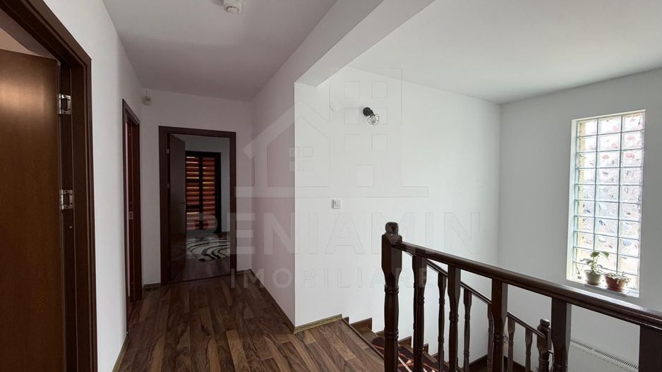 Casa moderna 5 Dormitoare 524mp teren Bariera Valcii -mobilata - Poză 13