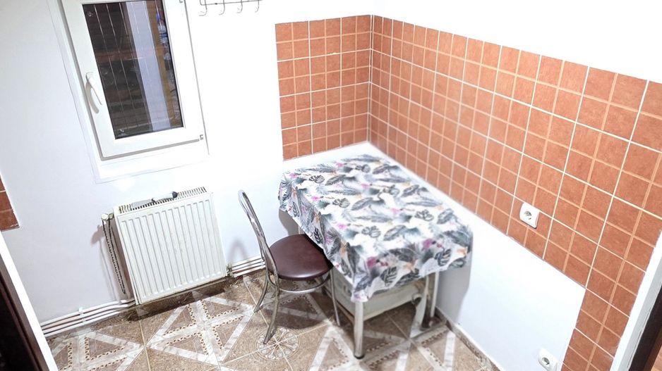 Apartament cu 4 camere + GARSONIERĂ la același etaj – VASLUI, Zona CARTIER - Poză 18