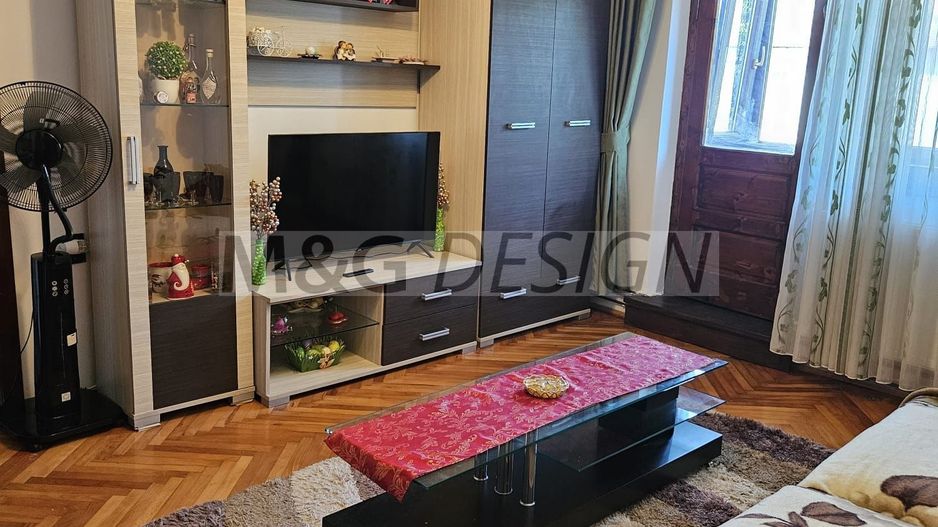 Apartament 2 camere  Girocului cu centrala - Poză 1