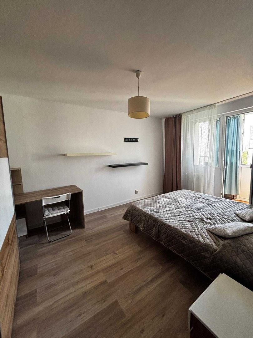 Apartament 2 camere de vanzare - Drumul Taberei zona Raul Doamnei - Poză 2