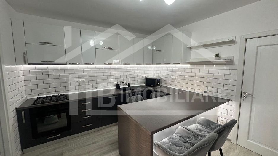 Casa individuala, 4 camere, 190mp, Zona Sâncraiu de Mureș - Poză 4