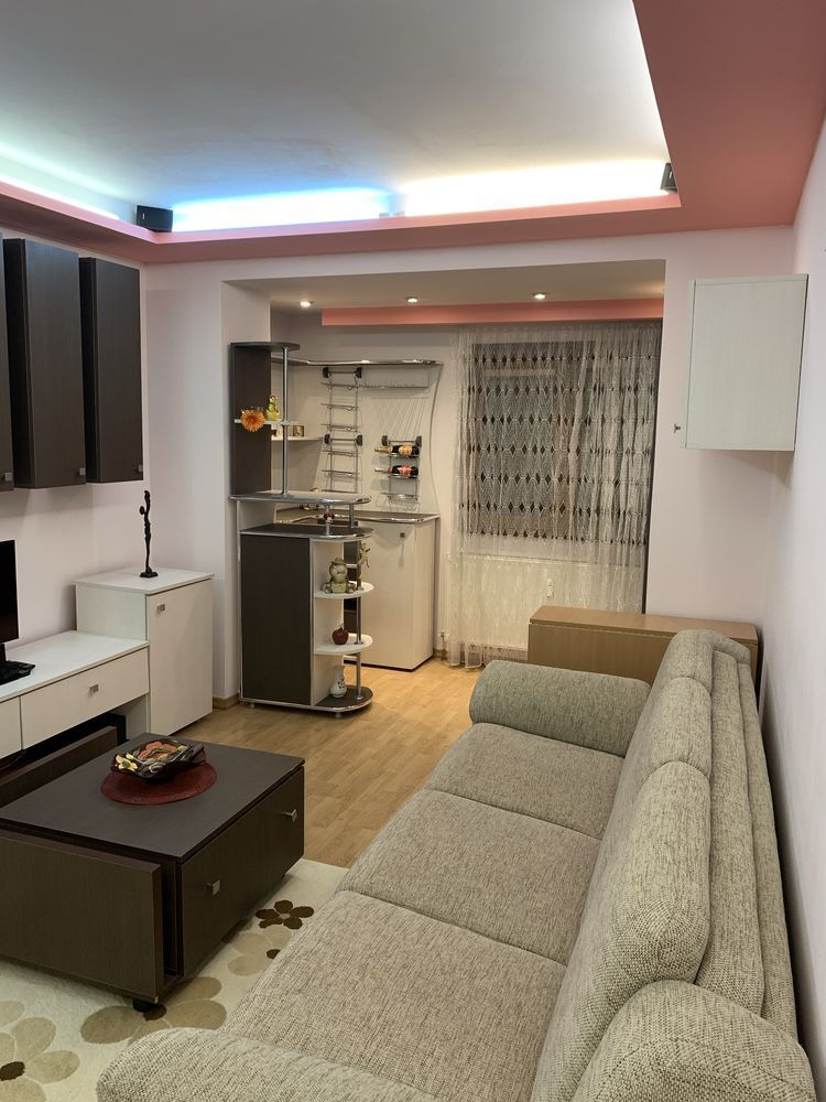 APARTAMENT SPATIOS | OBOR - Poză 1