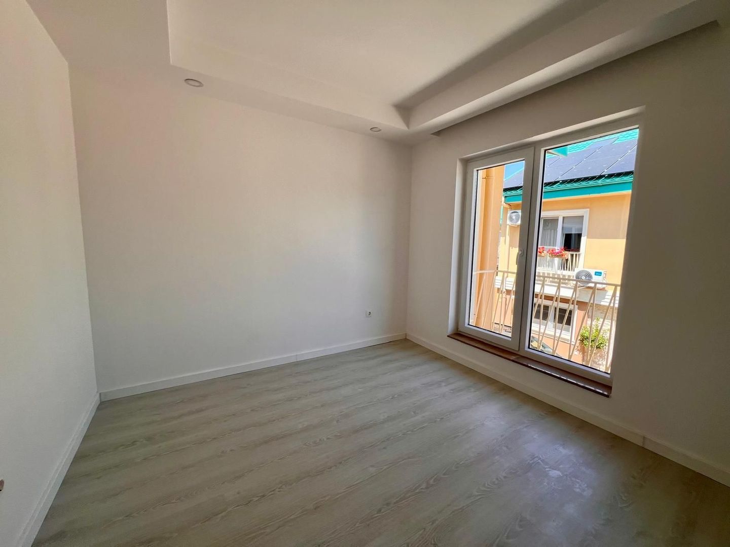 Vila 3 camere Cosmopolis - Poză 7