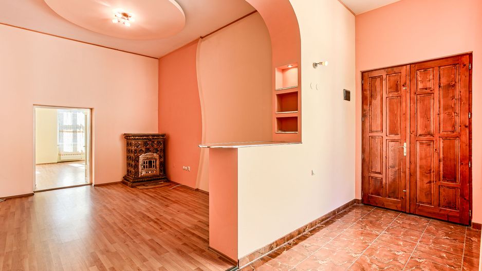 Rezervat Apartament spațios cu vedere la Bulevardul Revoluției Arad - Poză 3