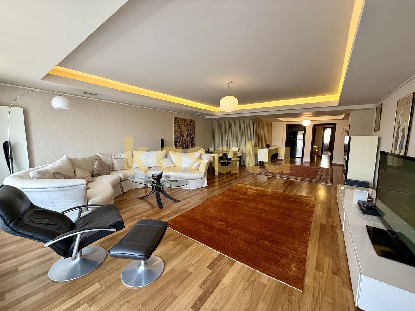 APARTAMENT DE LUX | MOBILAT | UTILAT | HERASTRAu | 150 mp - Poză 9