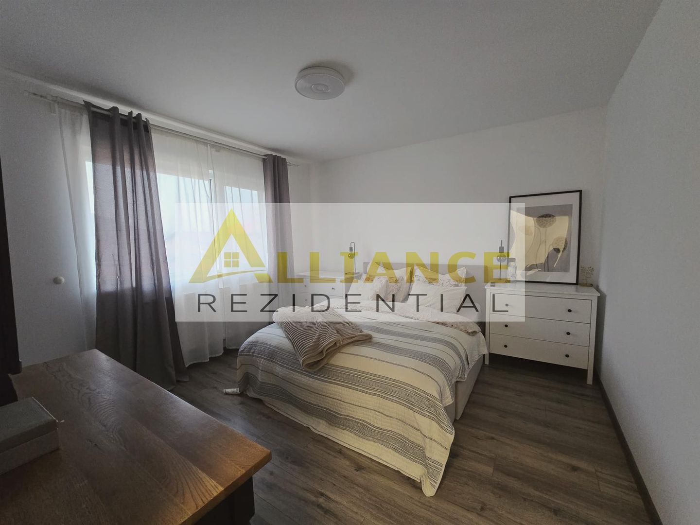 Casa individualabine amplasatamobilata/utilata modern.Pret imbatabil. - Poză 7