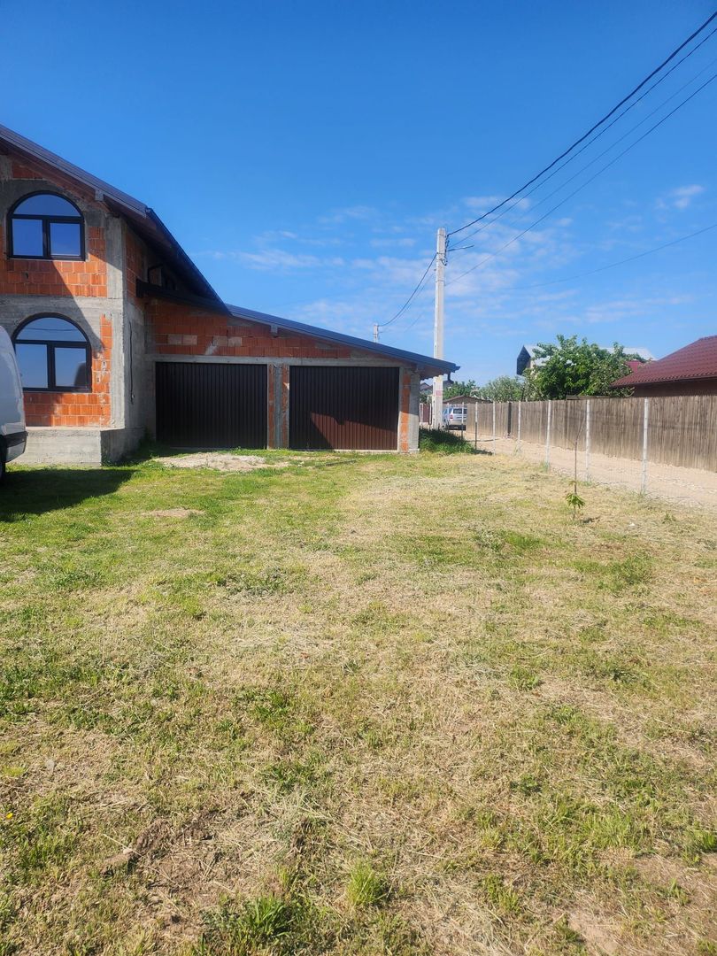 Casa de vanzare Geamana - Poză 2