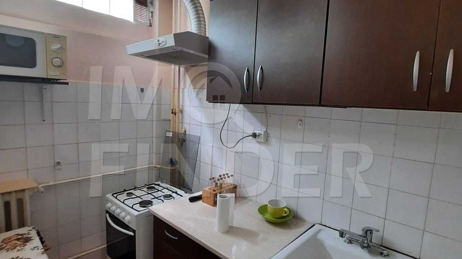 Garsoniera Detunata cu Parcare - Poză 3