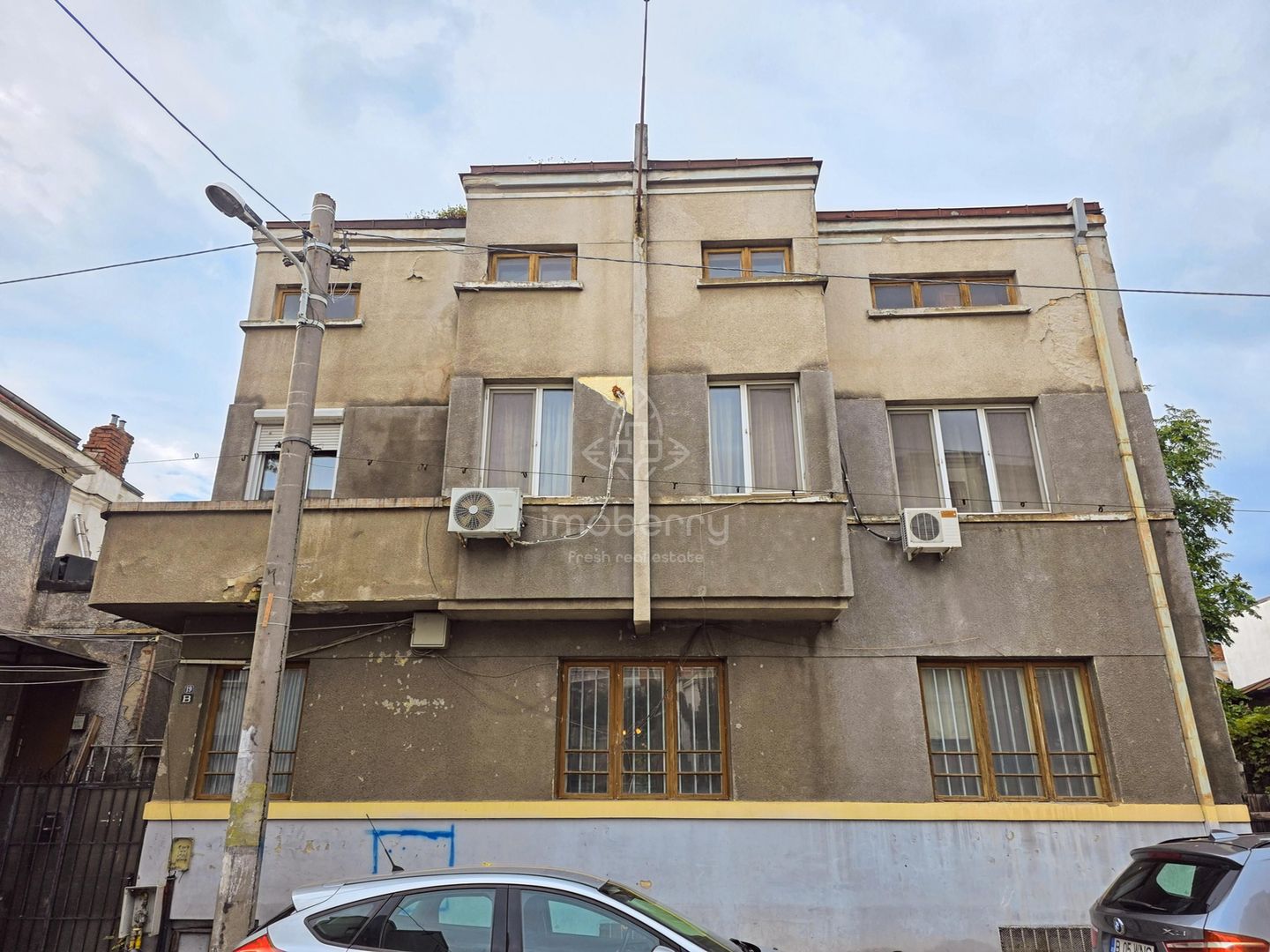 Vanzare imobil Str. Episcop Radu | OPORTUNITATE | Oferta RARA | - Poză 2