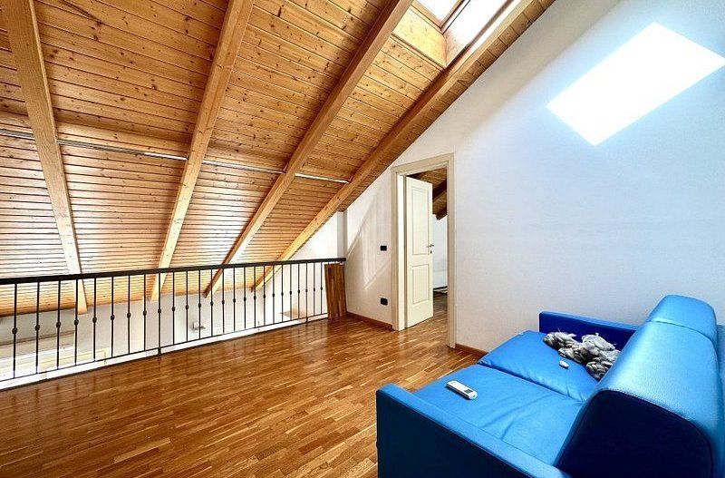 Apartament în Piața Unirii - renovat - mobilat și utilat - Poză 20