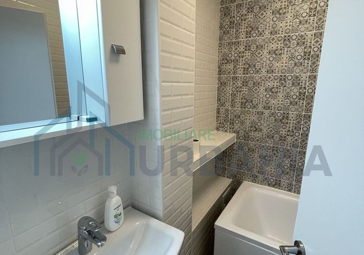 Garsoniera premium de inchiriat, zona ultracentrala Cuza Voda, Iasi - 25 mp, renovata complet - Poză 3