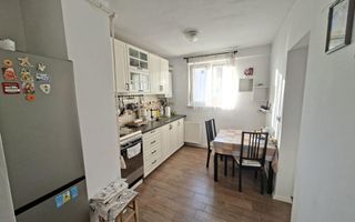 Apartament 3 camere semidecomandat Apolo Brasov - Poză 9
