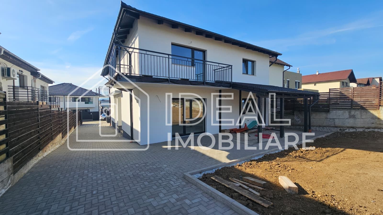 Duplex modern 350 mp de curte, in Cartierul Arhitectilor - Poză 1