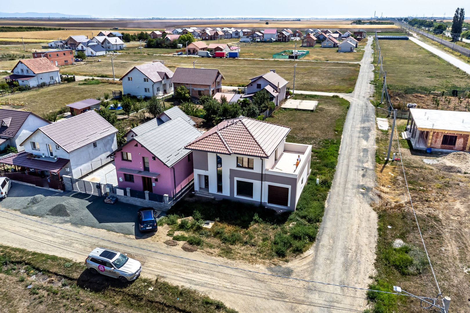 Casă premium semi-finisată de vânzare Curtici, cartier nou Comision 0 - Poză 2