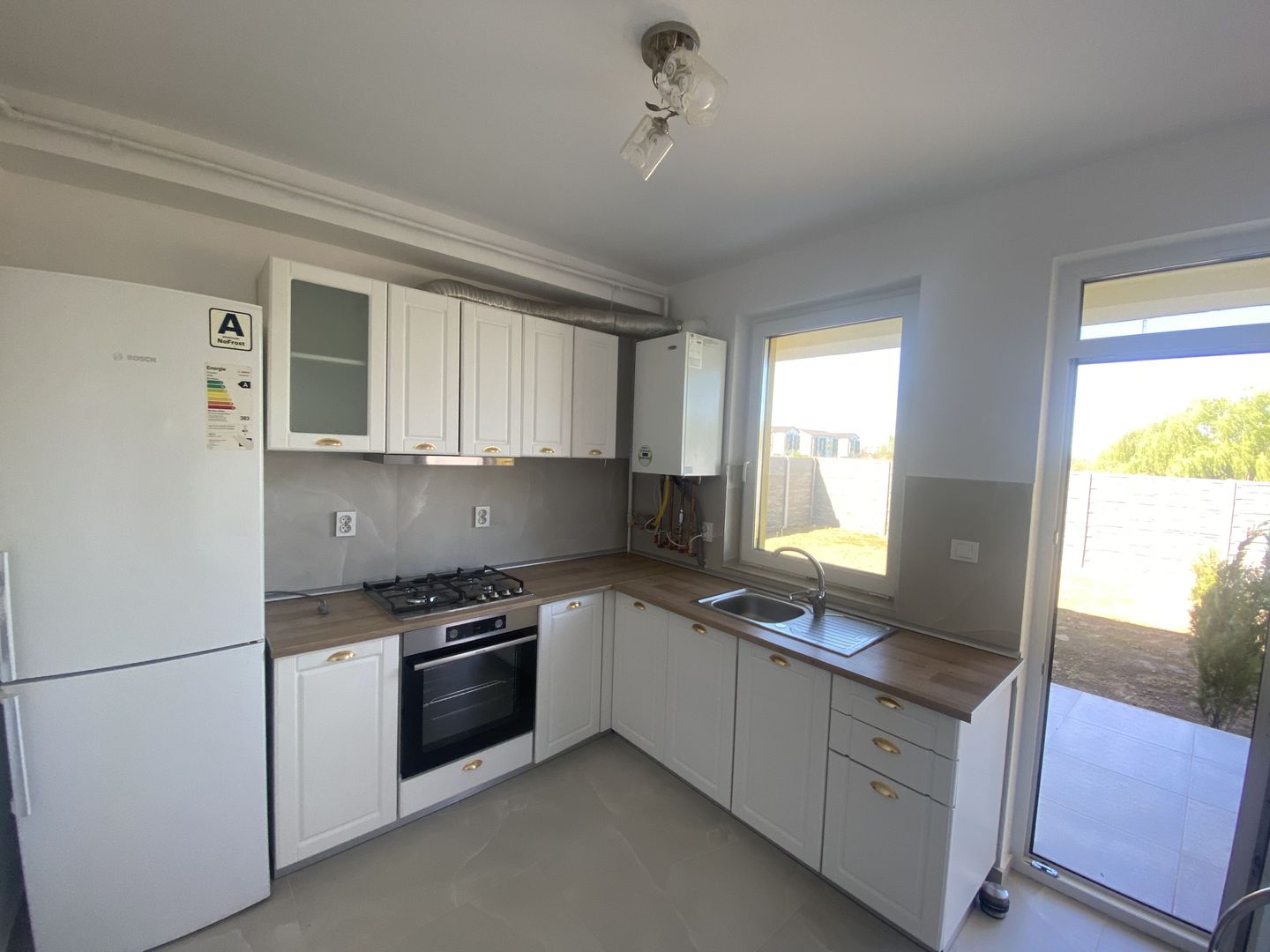 Calea Urseni | Casa insiruita | 2 Locuri de parcare | Mobilata si utilata - Poză 1