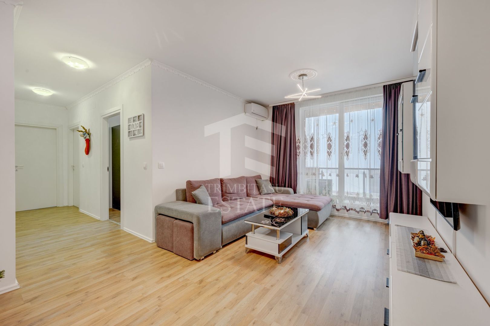 Apart. 3 cam. Decom.+2 Bai+2 Parcări ! Adora Urban Village ! - Poză 2