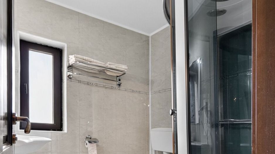 Casa de vacanta de vanzare - Poză 8