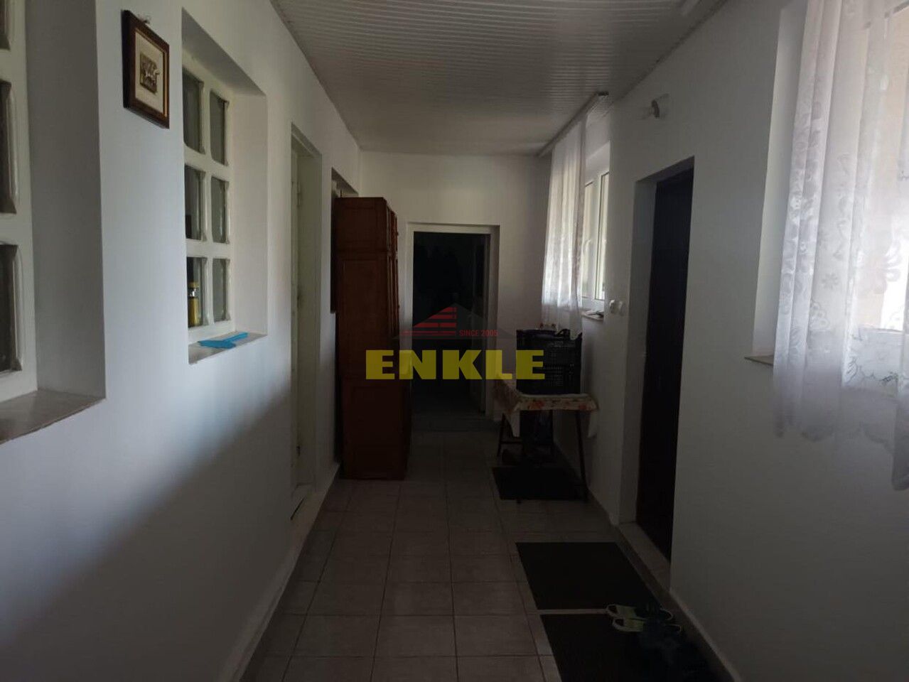 Casa , P+1+teren, 108 mp,Zona  Baisa ,teren 10000 mp,pret 150000 Euro - Poză 4