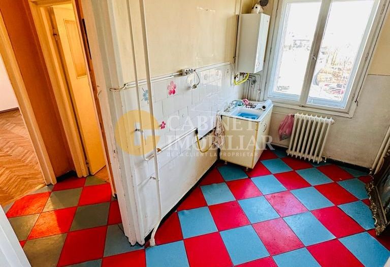 2 Camere Decomandat - Etaj Intermediar - Bloc Fara Risc - Poză 5