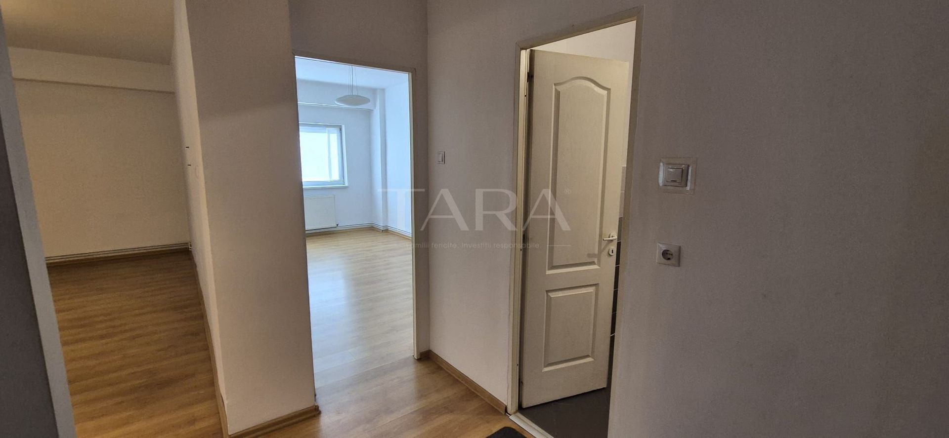 Apartament Confort sporit, Nicolae Titulescu, Interservisan. - Poză 1