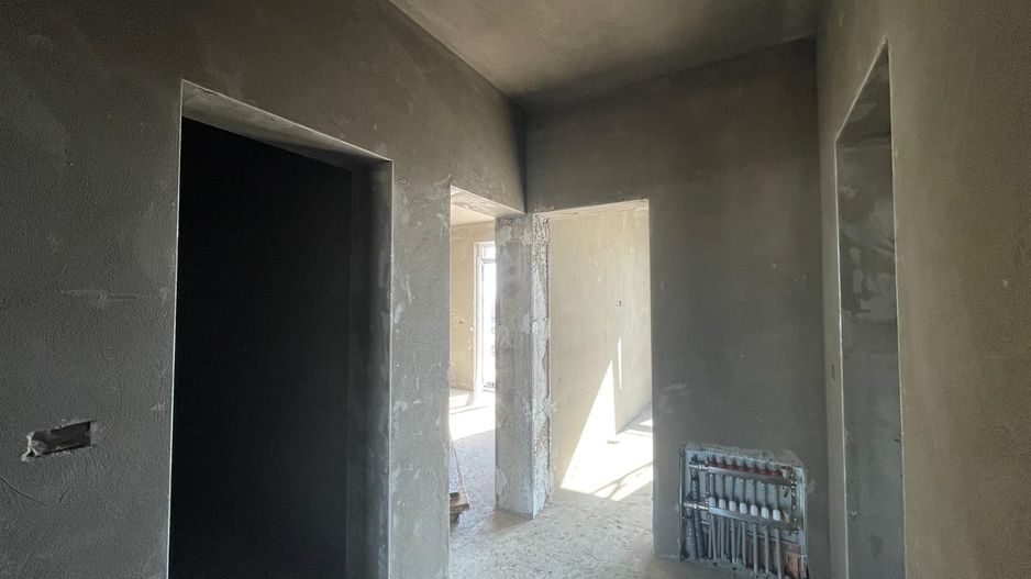 Apartament 3 camere - semidecomandat - 1450€/mp - Poză 3