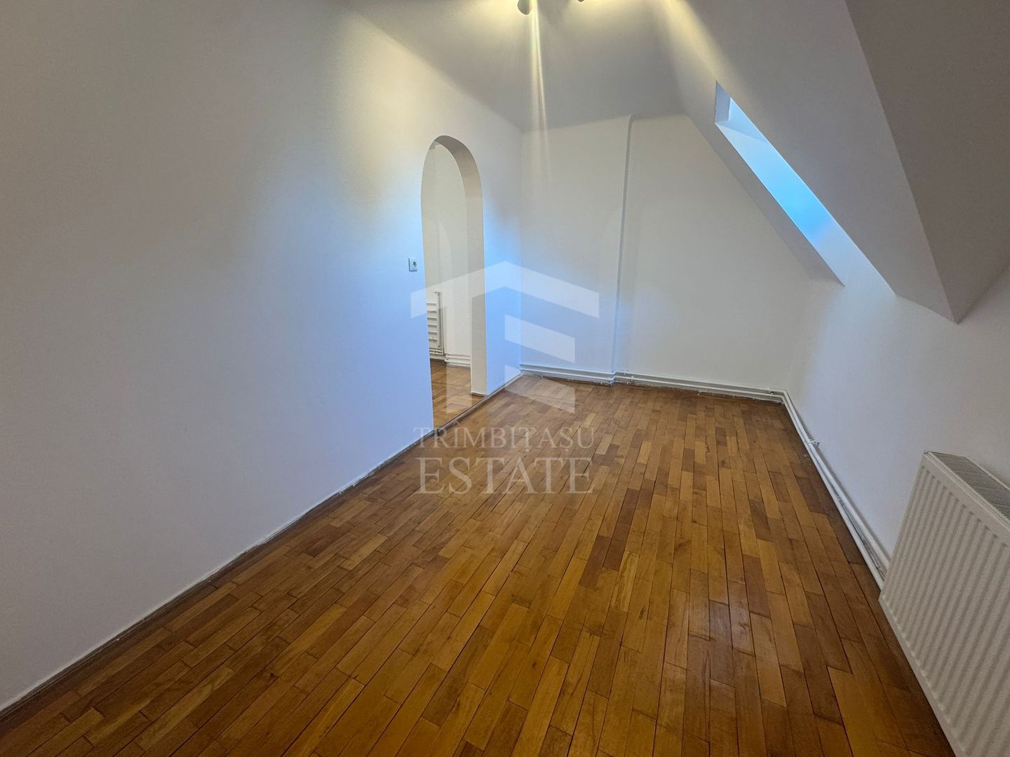 Apartament 3 Camere Nemobilat Pretabil Birou - Poză 3