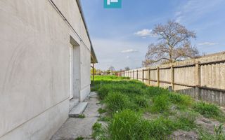 Casă renovată 4 camere si 1452 mp teren în Bătania - Poză 11