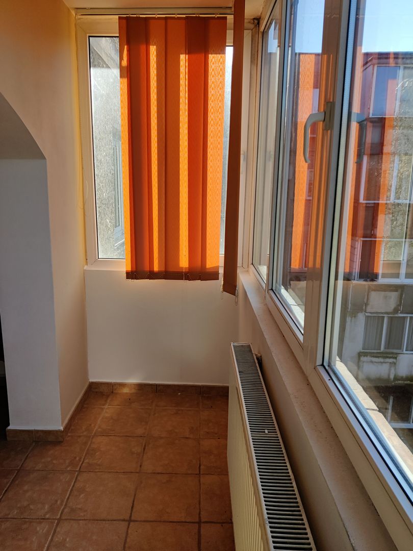 APARTAMENT  4 CAMERE C.ARADULUI 650 EURO - Poză 15