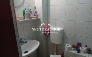 Garsoniera SPLAIUL CRISANEI Str. Poienitei 21mp in blocul portocaliu - Poză 4