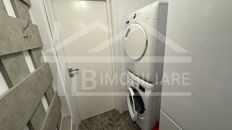 Apartament cu 2 camere, decomandat, 65mp, Zona Ultracentral - Poză 13
