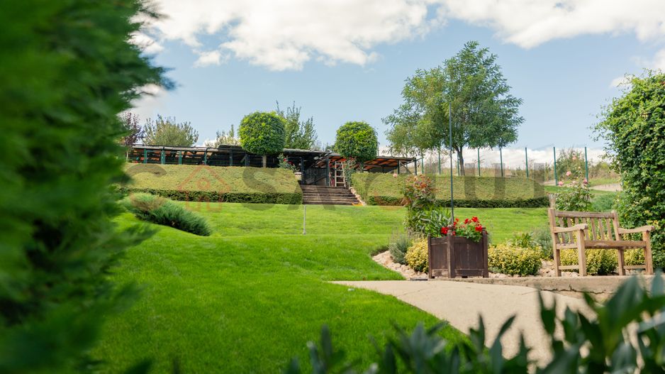 Casă invididuală de vânzare, 250mp utili, 2000mp teren, Campenești! - Poză 3