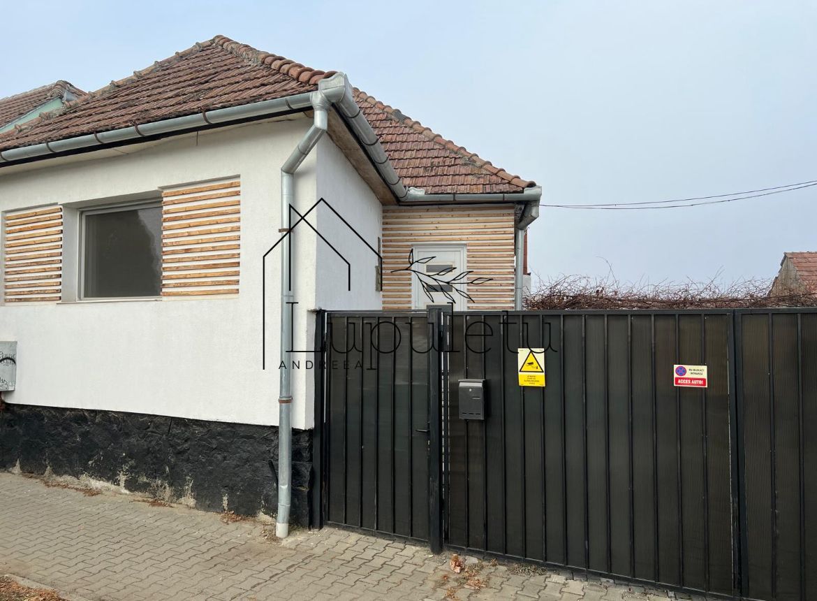 Casa Individuala de Inchiriat | 88 MPU | 2 Camere | Selimbar - Poză 1