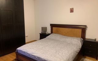 Se inchiriaza casa 3 dormitoare, living, dining, garaj Str Muntenia - Poză 4