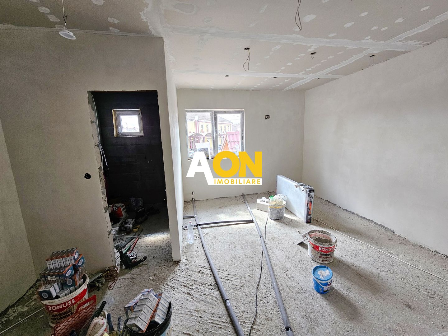 Casa 12 camere, pretabila ca pensiune sau pentru apartamentare - Poză 3