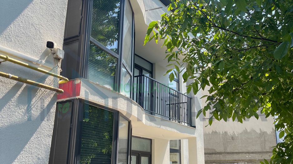 Închiriere clădire 268 mp, 3 niveluri, cartierul Tătărași, Iași - Poză 1
