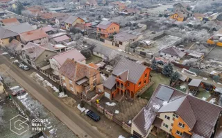 Vila de lux, D+P+E+M, Gradiste, la cheie, 300mp, 6 camere, teren 580mp - Poză 29