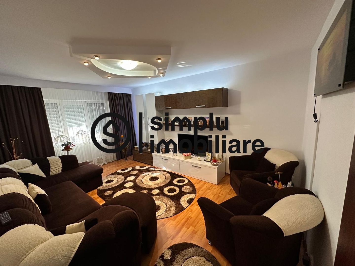 3 camere decomandate, etaj 3, centrala - Sarari - Poză 1