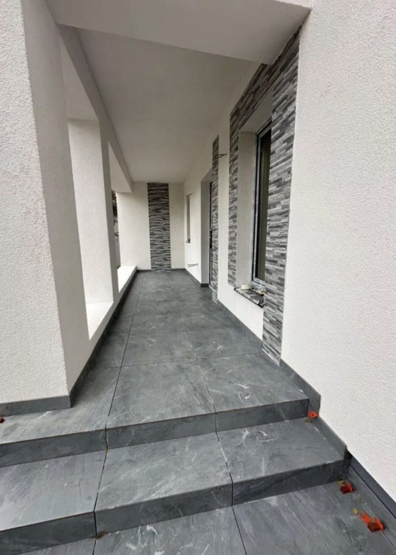 DARZA ( CREVEDIA), VILA 4 CAMERE - Poză 6