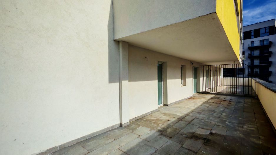 Apartament 2 camere decomandat,TERASA  130 mp, Vedere SUPERBA,PARCARE - Poză 5