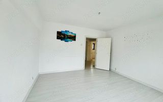 ultracentral unirii fantani   2 camere decomandate - Poză 1