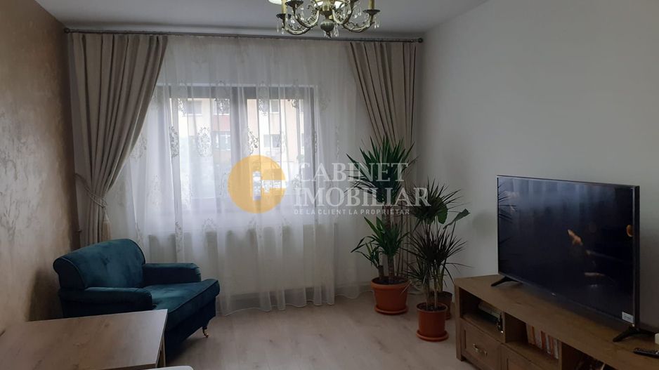 3 camere decomandat- Etaj 2- Renovat - Zona Alexandru cel Bun/ Minerva - Poză 1