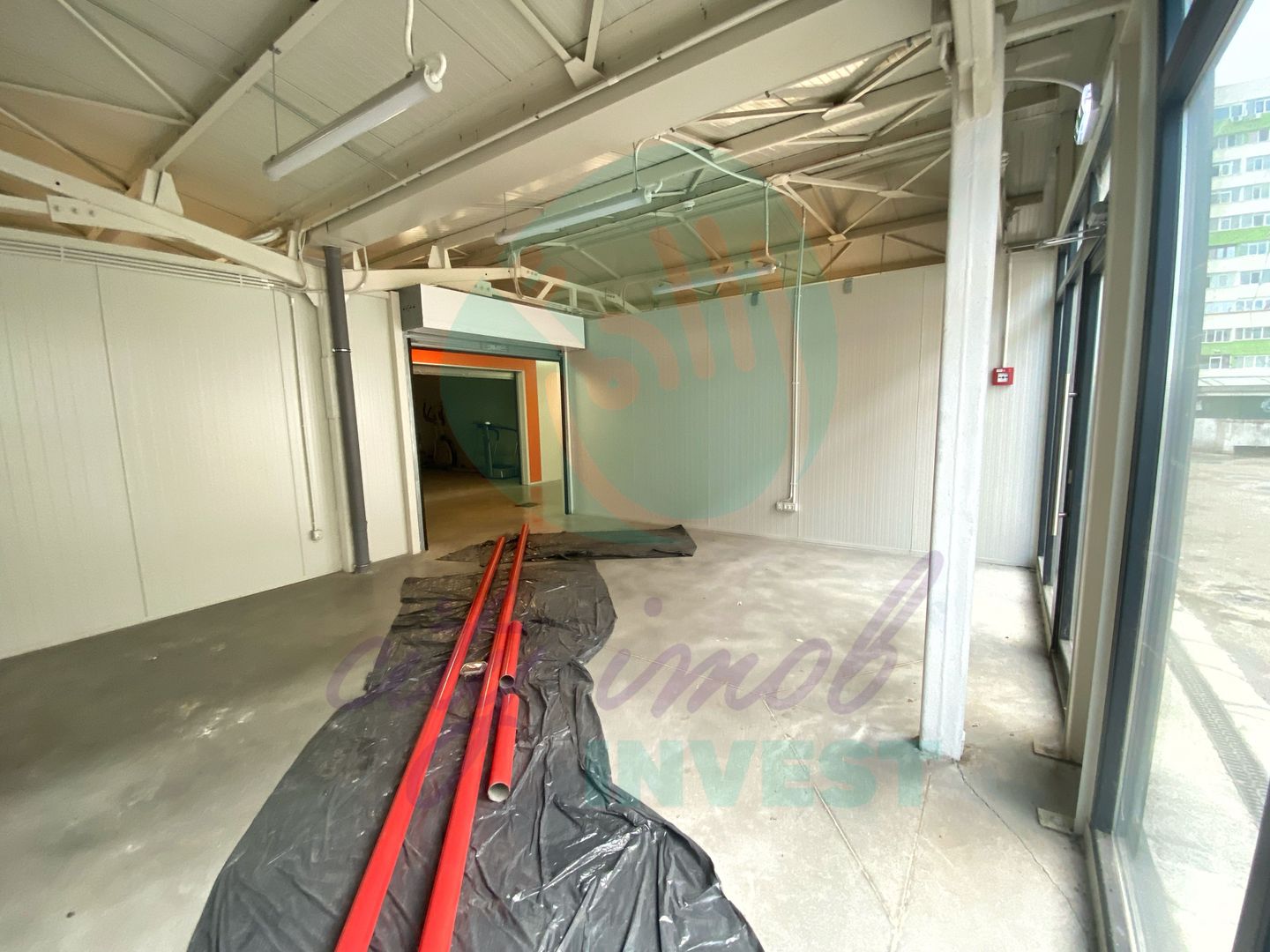 Spatii comerciale de inchiriat, Piata Delfinului - Poză 3