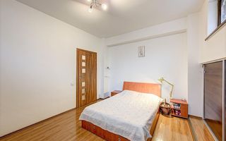 VANZARE 3 CAMERE | DEMISOL LUMINOS | 75 mp | ZONA DAMAROAIA - Poză 6