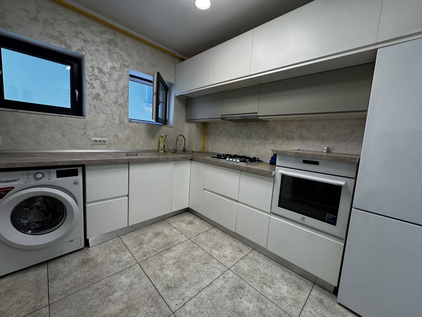 Vila 3 apartamente / 9 camere  Piata Unriii - Parcul Carol IM603 - Poză 19