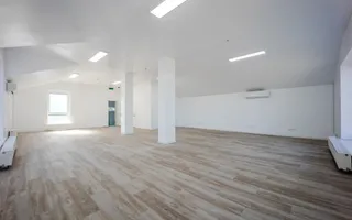 Vânzare spațiu comercial  Centru de 451,6 mp, amplasat pe teren privat - Poză 21