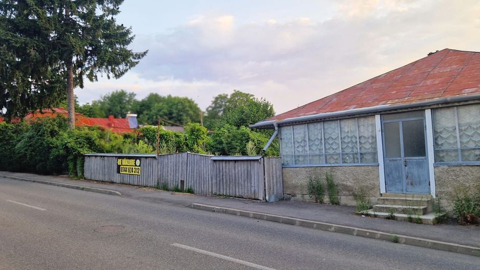 SE VINDE-Teren intravilan central Falticeni - Poză 1